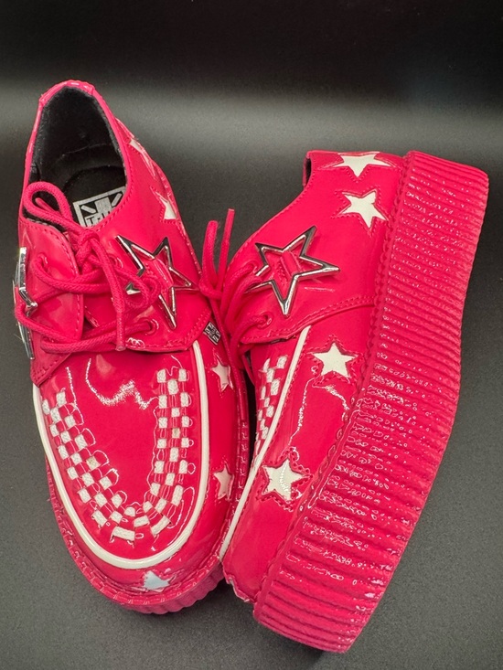 tuk Shoes - SOLD.       T.U.K. Hot Pink Creepers Size 7 Patent Leather Platform